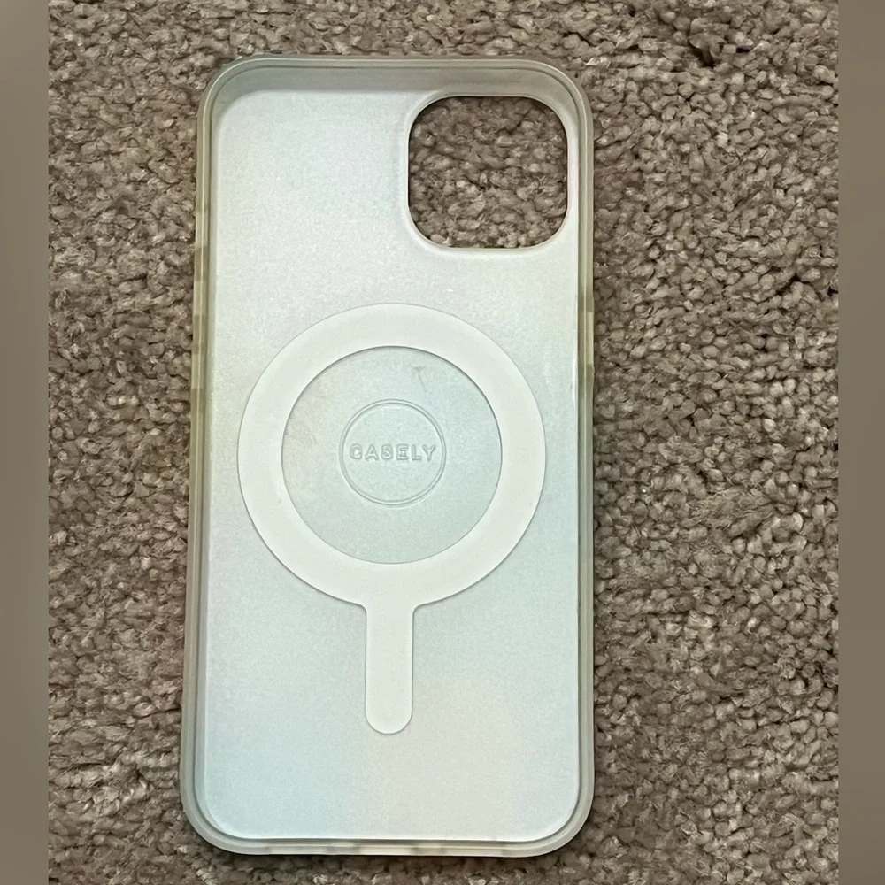casely magsafe compatible